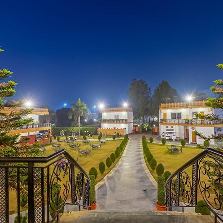 Aapno Ghar Resort & Amusement Park Gurgaon Exteriör bild