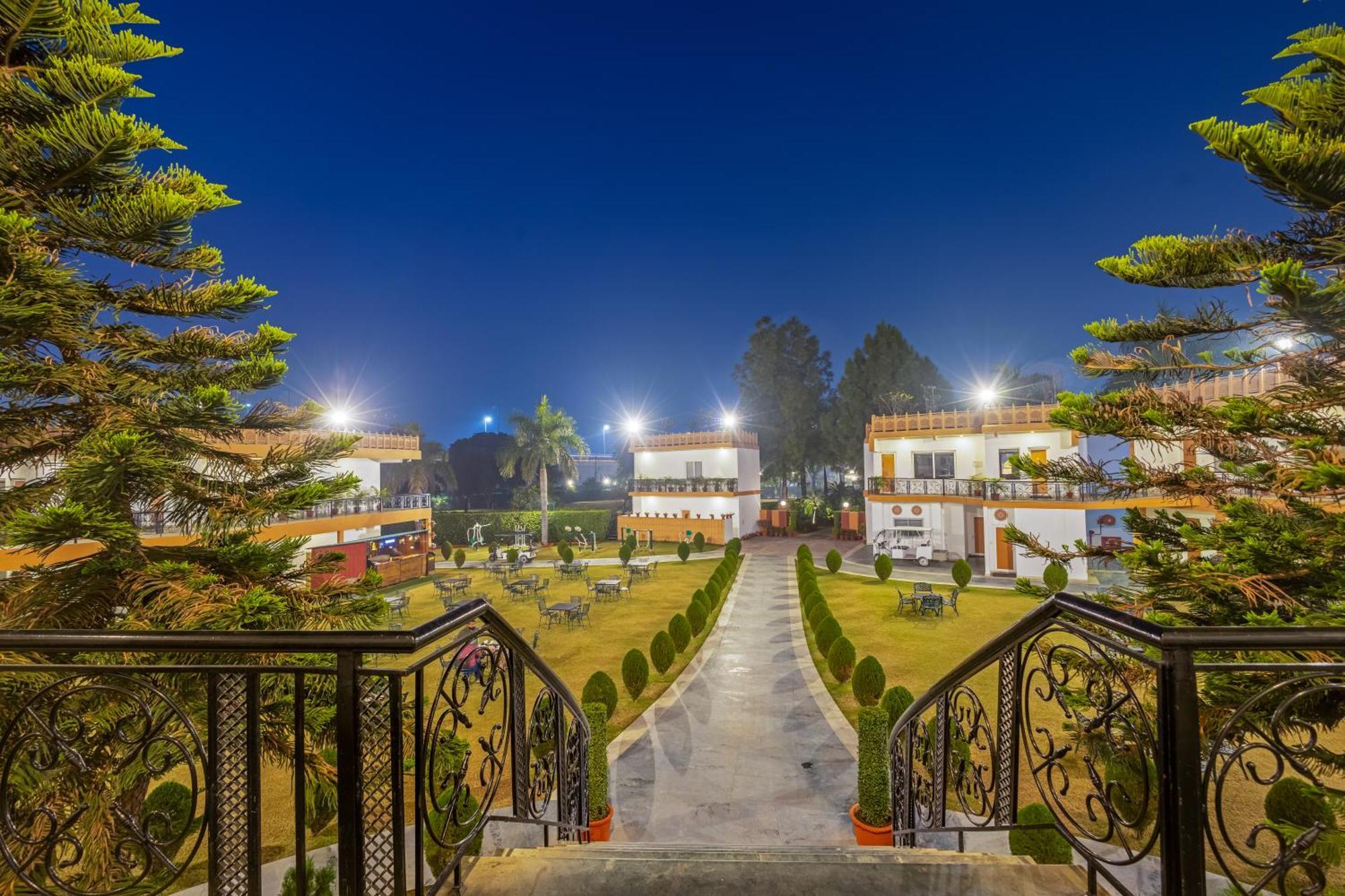 Aapno Ghar Resort & Amusement Park Gurgaon Exteriör bild