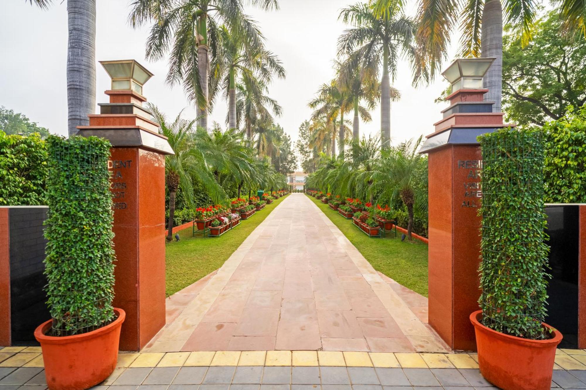 Aapno Ghar Resort & Amusement Park Gurgaon Exteriör bild